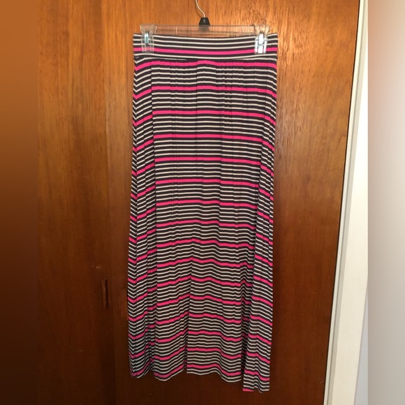 Maxi skirt by Cherokee; size 14-16; - Picture 1 of 2